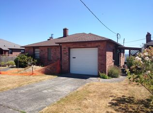 3238 37th Ave SW, Seattle, WA 98126