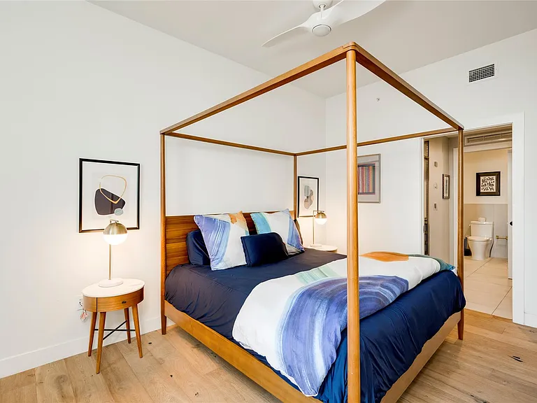 70 Rainey St #1310 — Photo 14