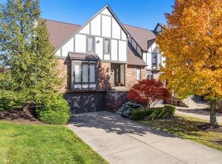 163 Shadow Ridge Dr, Pittsburgh, PA 15238