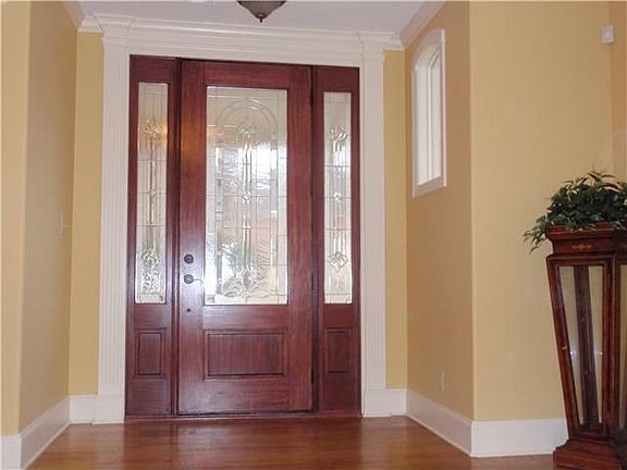 2nd image of 270 Dubois Dr