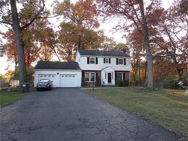 1st image of 119 Sunset Dr