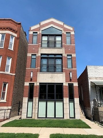 1st image of 3823 S Lowe Ave Unit 3