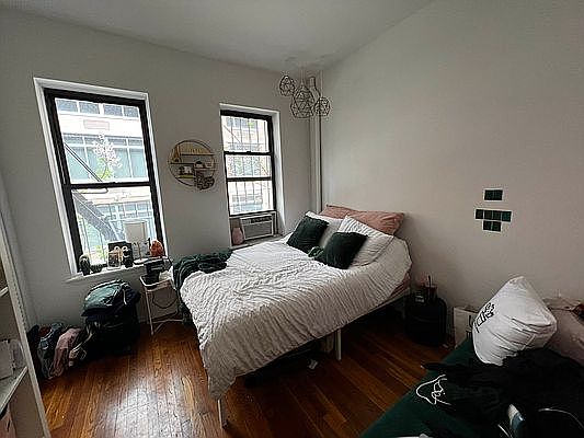 3rd image of 217 E 33rd St APT 3RE