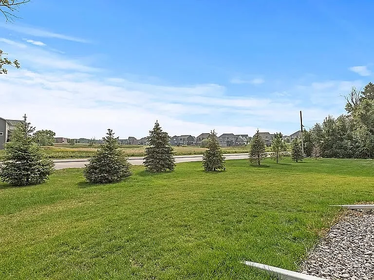 5898 Urbandale Ct N — Photo 25