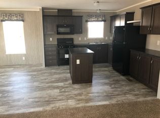 8127 N Dockside Dr, Ira, MI 48023