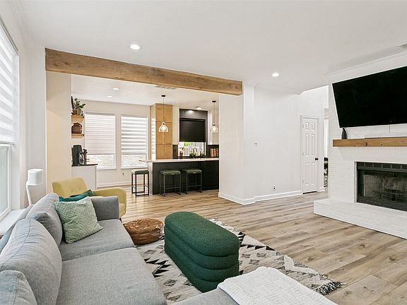 View into breakfast nook/kitchen from living room
