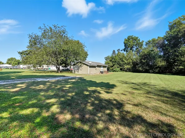 63176 E 282nd Rd, Grove, OK 74344