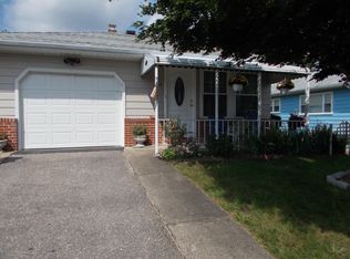 13 Corinth Pl, Toms River, NJ 08757