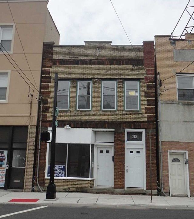 1st image of 219 Belleville Ave