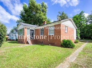 8057 Oakwood St, Jacksonville, FL 32208