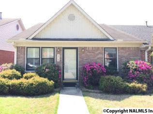 406 Pine St NW, Hartselle, AL 35640