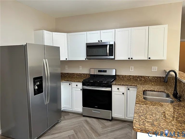 5219 Scotsglen Dr — Photo 13