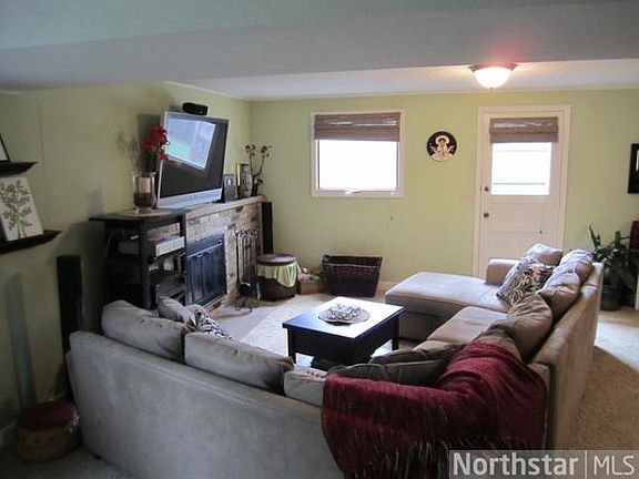 5th image of 2560 Brunswick Ave N