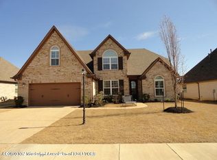 13302 Lapstone Ln, Olive Branch, MS 38654