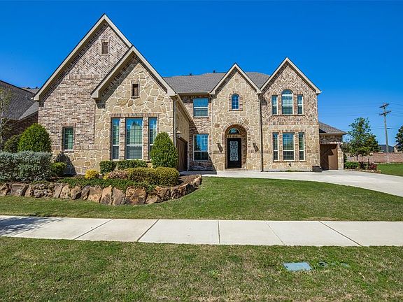 2nd image of 15152 Camden Ln