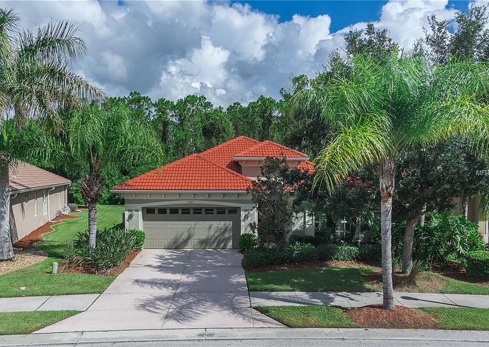 1st image of 5195 Blue Heron Cir