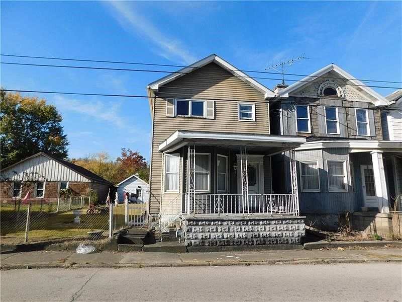 1st image of 104 2nd St