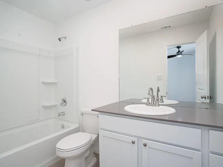 10921 Presa Way — Photo 10