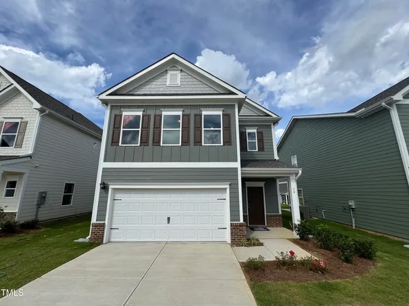 76 Commons Cir, Clayton, NC 27520