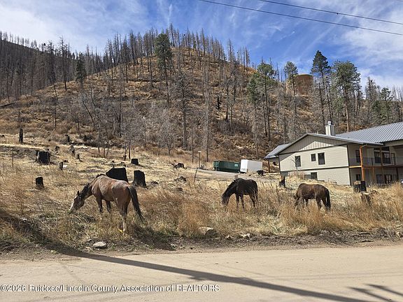 2nd image of 1133 Main Rd