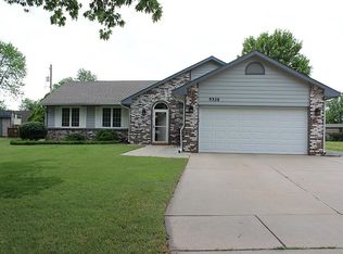 9326 W Hardtner Ave, Wichita, KS 67212