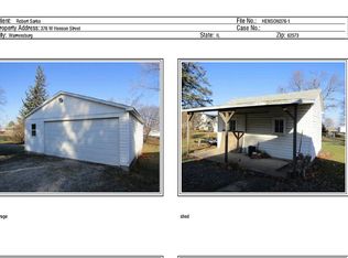 376 W Henson St, Warrensburg, IL 62573