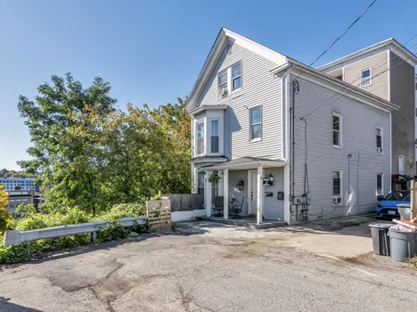 4 Avon Pl, Haverhill, MA 01832