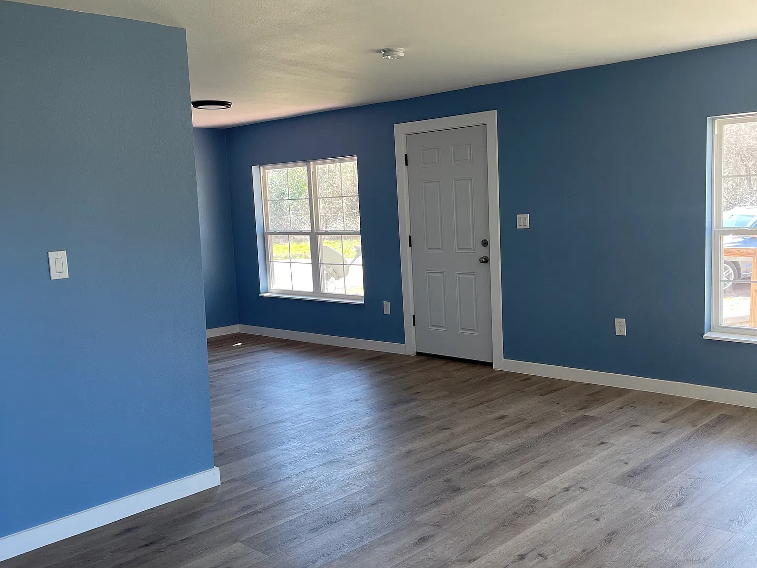 1707 N Longview St — Photo 3