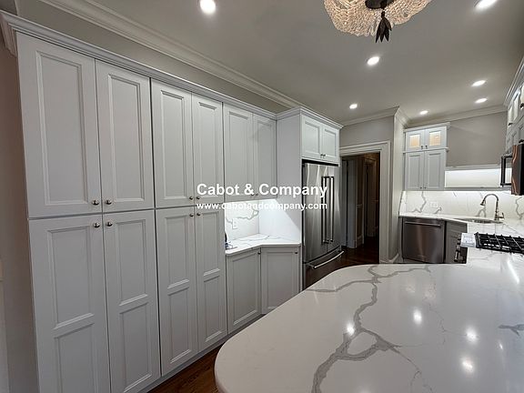 4th image of 188 Commonwealth Ave #56
