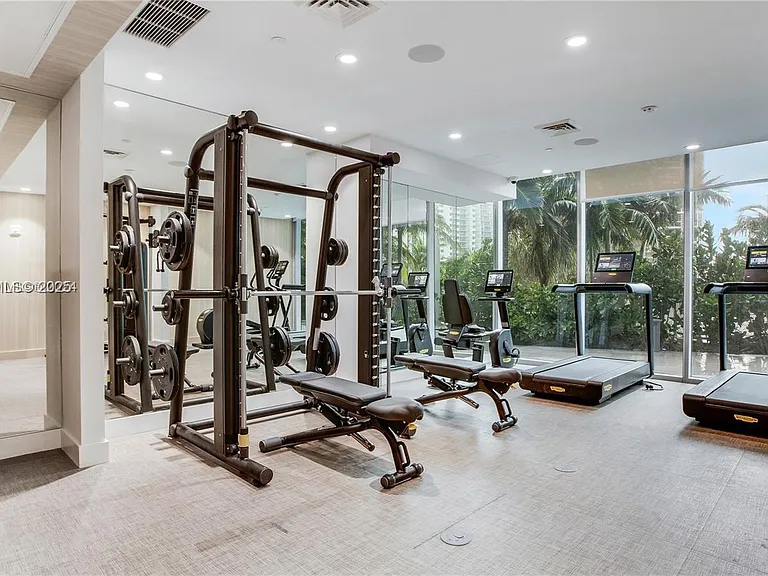 17550 Collins Ave #402 — Photo 20