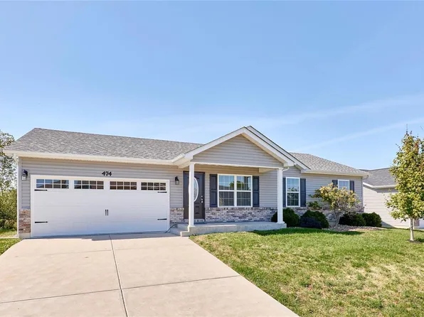 474 Honeysuckle Creek Dr, Wentzville, MO 63385