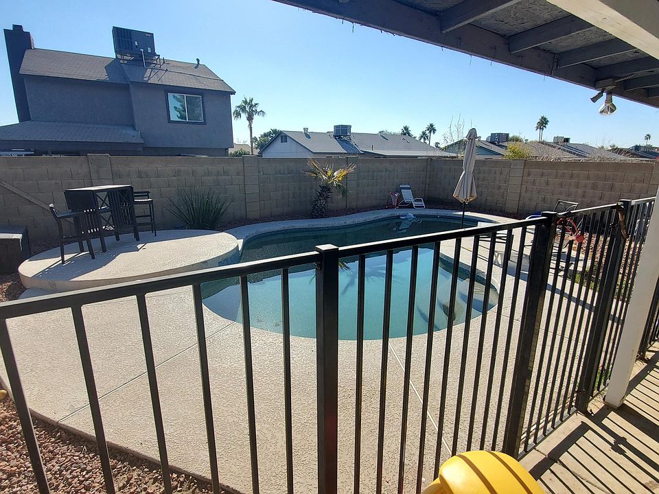 2nd image of 2701 W Villa Maria Dr