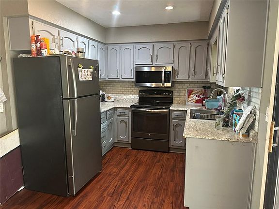 4th image of 6107 Newton St