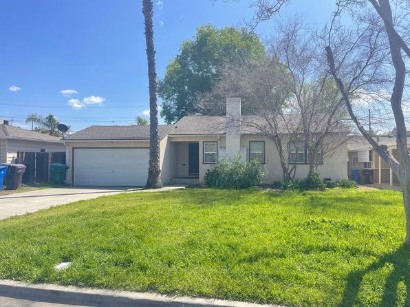 4594 Gardena Dr
