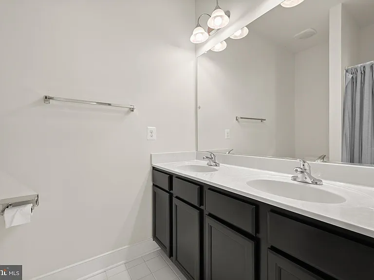 212 Upper Brook Ter — Photo 34