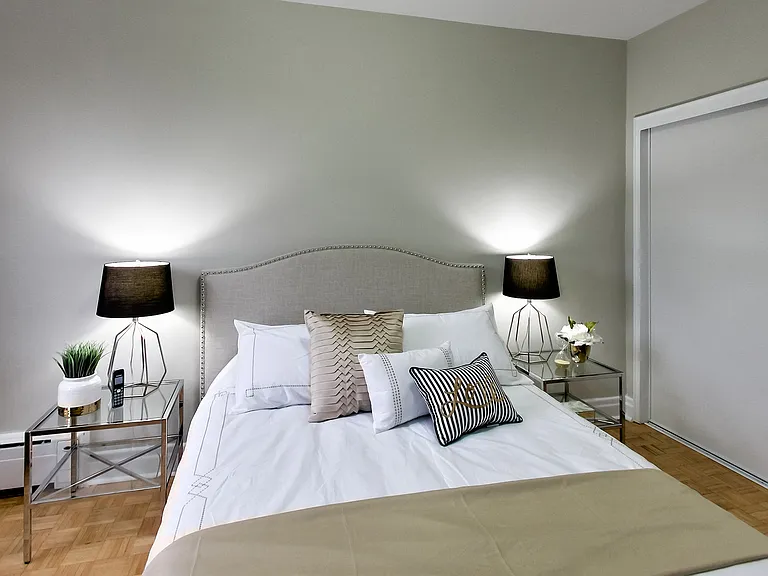 42 Glen Elm Ave #206 — Photo 43