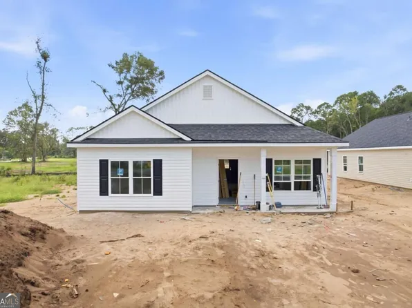 15 Ransom Dr, Darien, GA 31305