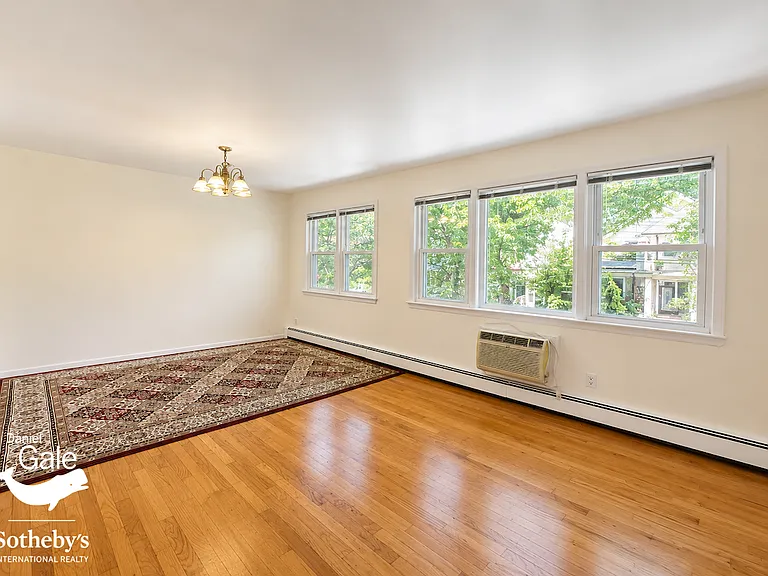 7069 Walnut St #2 — Photo 3