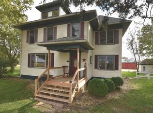 2956 Base Line Rd, Kirkland, IL 60146