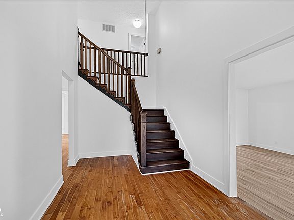 4th image of 1607 Chestnut Ct