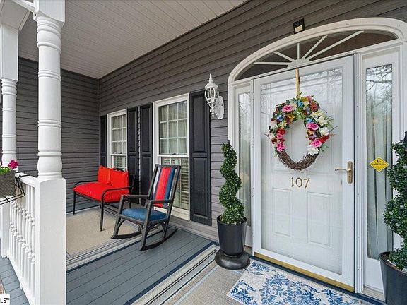 3rd image of 107 Wrenfield Ct