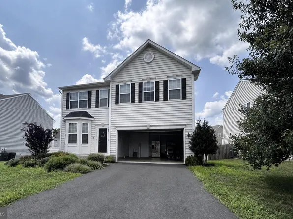 597 Homeplace Dr, Culpeper, VA 22701