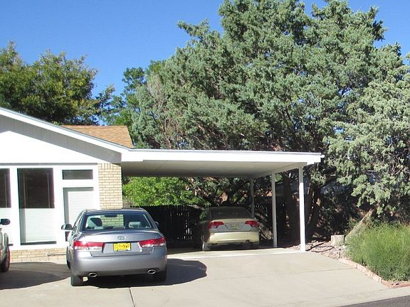 2nd image of 1217 Calle De Lago