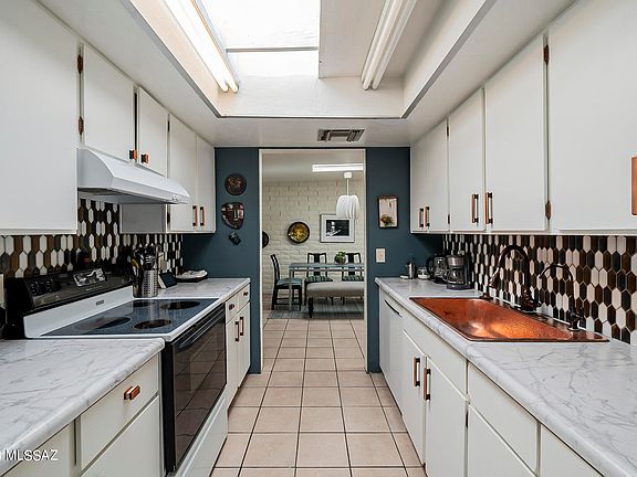 3rd image of 5701 E Glenn St APT 105