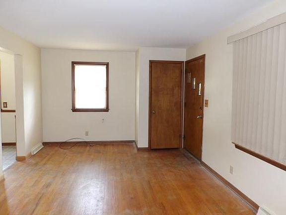 4th image of 3815 Whippoorwill Ln
