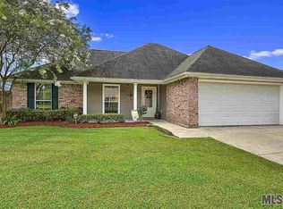 43203 N Henderson Ave, Prairieville, LA 70769