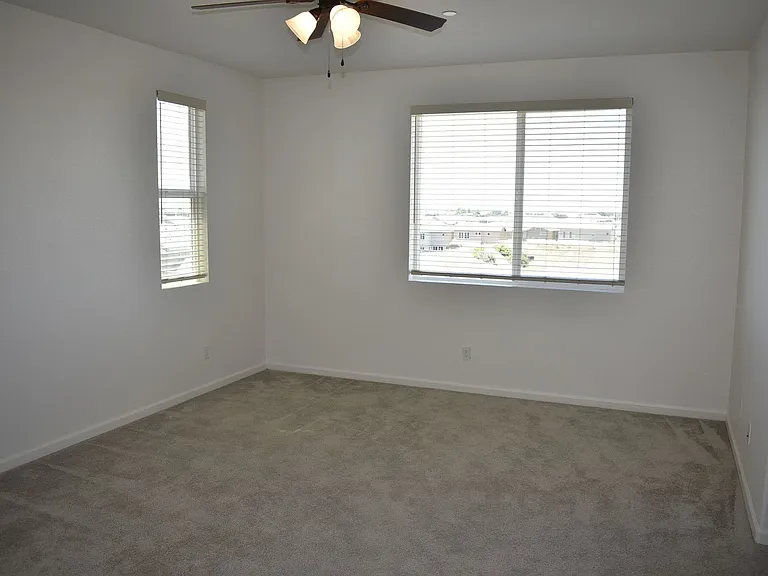 1655 Lion St — Photo 16