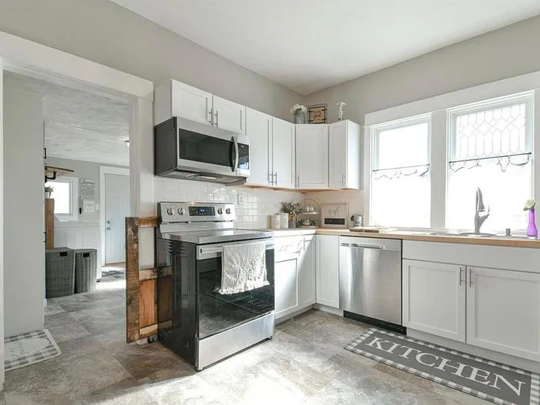 2604 Y St — Photo 18