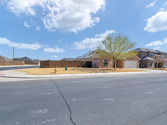 4th image of 6108 Valley View St