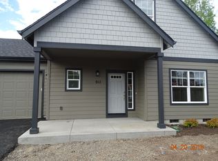 1017 Coburg Rd, Eugene, OR 97401